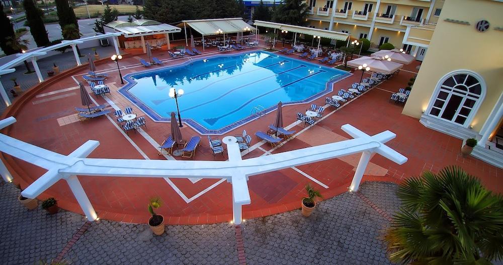 Kouros Hotel Dráma Eksteriør billede