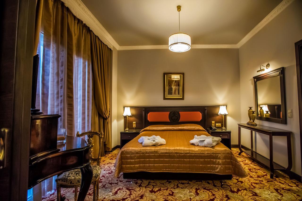 Kouros Hotel Dráma Eksteriør billede